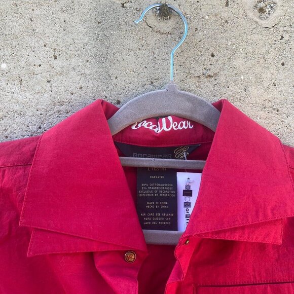 00s Rocawear button down top - Picture 6 of 8